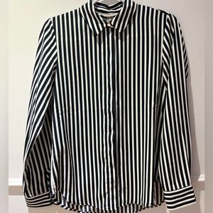 H&M button up black and white blouse